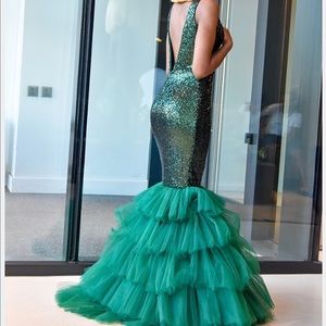 Beautiful emerald green prom dress